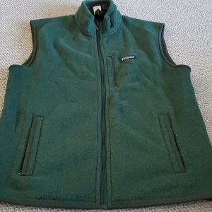 Mens green patagonia vest